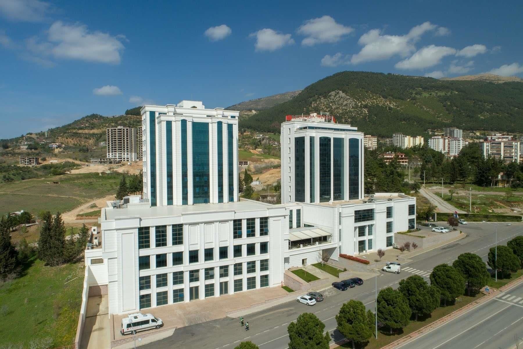 Ramada Plaza By Wyndham Kahramanmaras Hotel Exterior photo